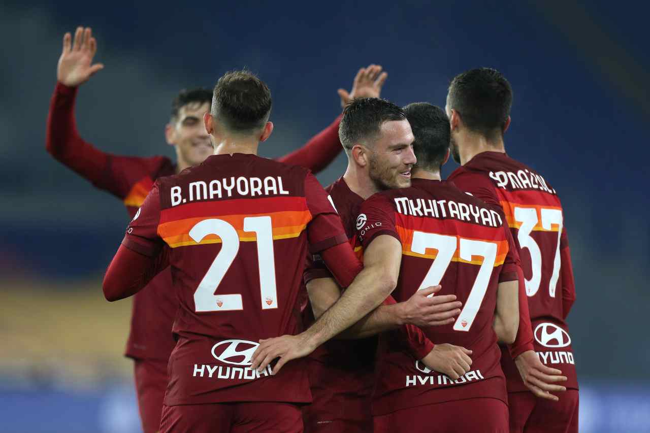 Juve-Roma, la maglia speciale dei giallorossi - Foto