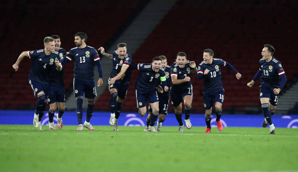 John McGinn trascina la Scozia (Getty Images)