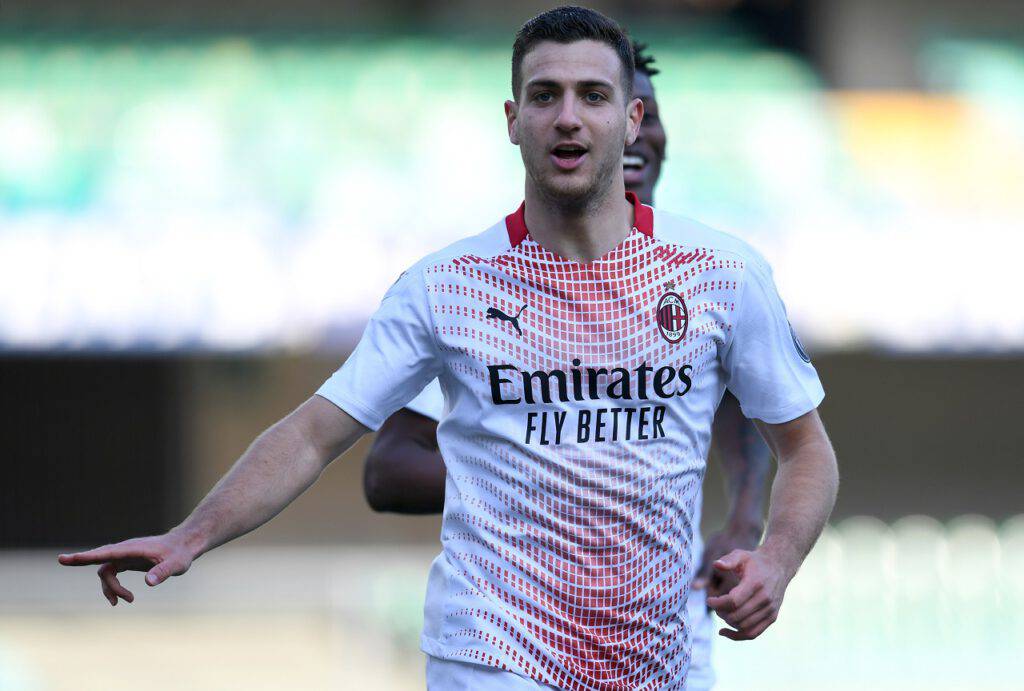 Milan Dalot strategia