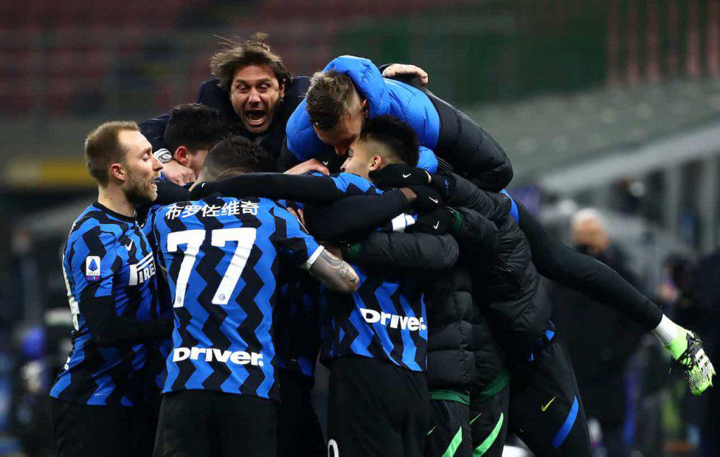 Nuovo logo Inter, ironia social (Getty Images)
