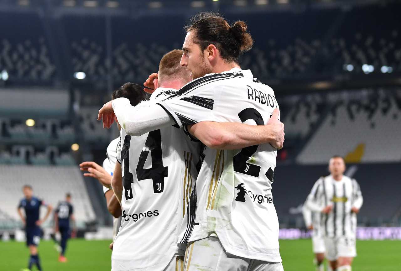 La Juventus potrebbe raggiungere i quarti di Champions League con Borussia Dortmund e PSG. La curiosità che tiene legati i destini