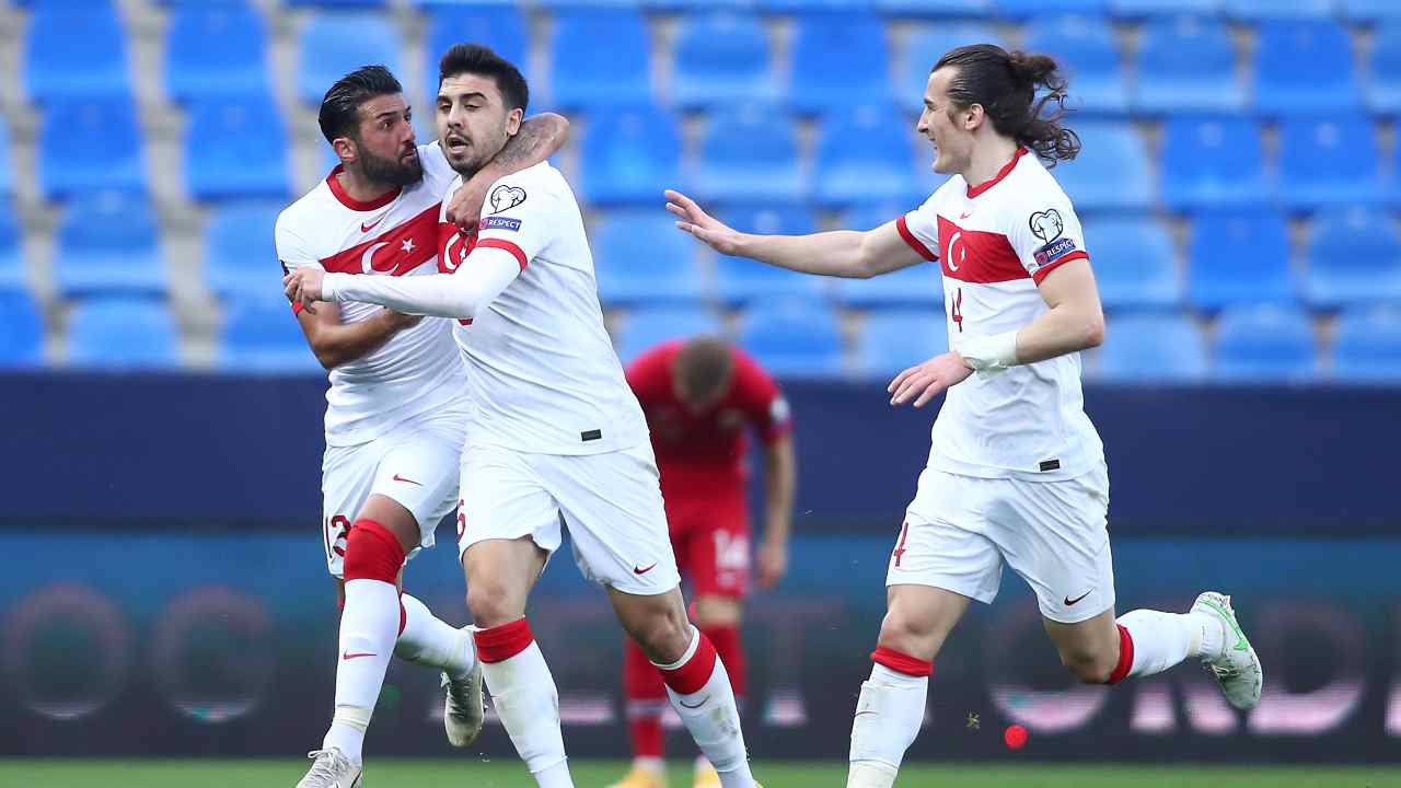 Qualificazioni Mondiali 2022, la Federcalcio locale cambia idea in relazione alla presenza dei tifosi allo stadio. La decisione (foto Getty)