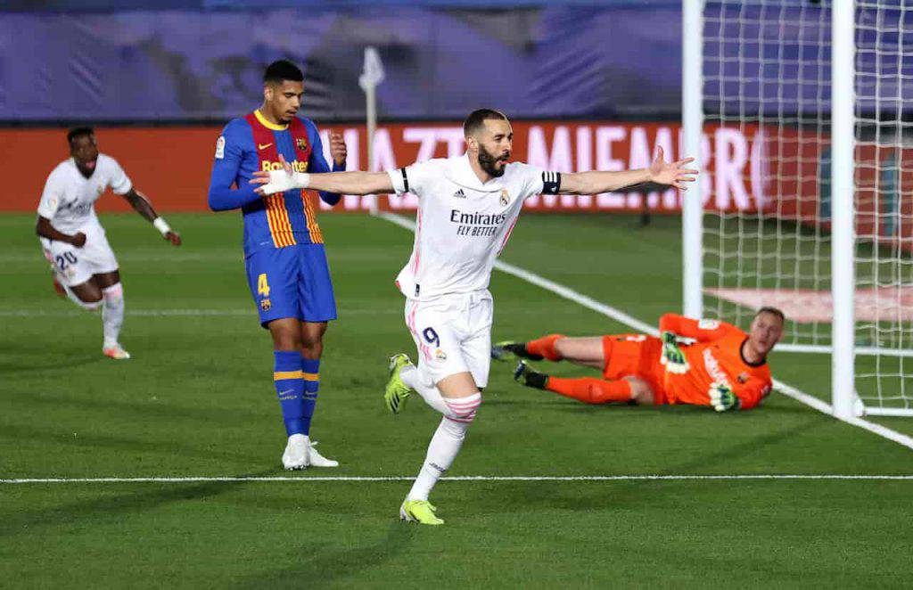 Clasico Benzema gol di tacco (Getty Images)