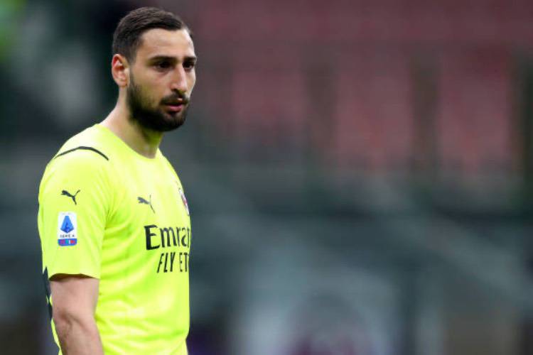 Donnarumma Milan Social