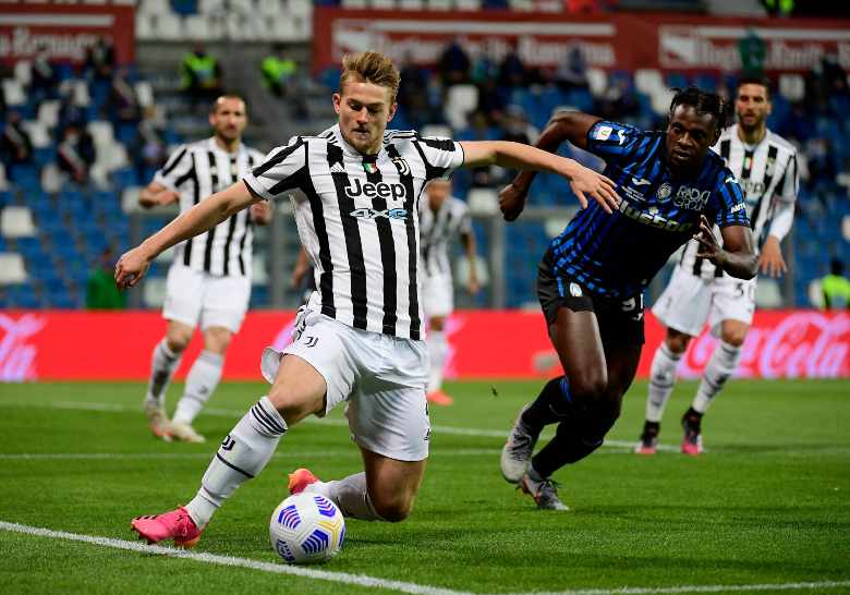 de ligt tackle zapata