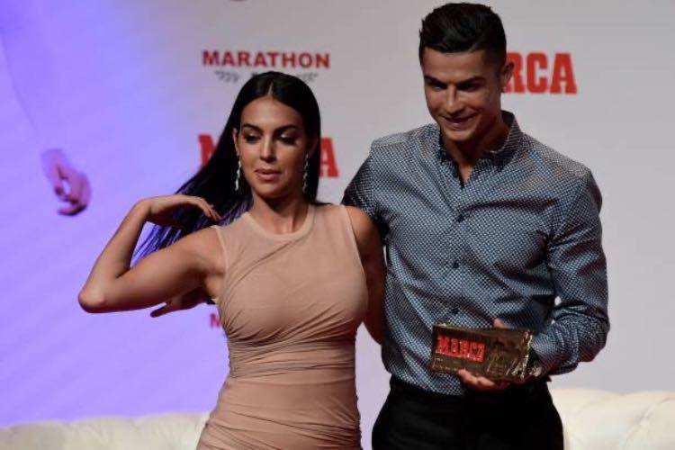 Ronaldo con la moglie Georgina 