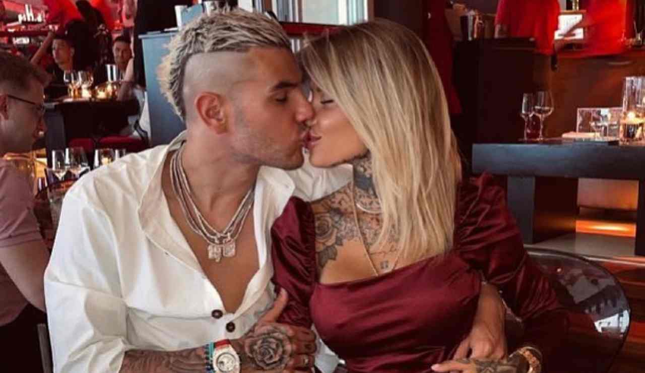 Theo Hernandez e Zoe Cristofoli 