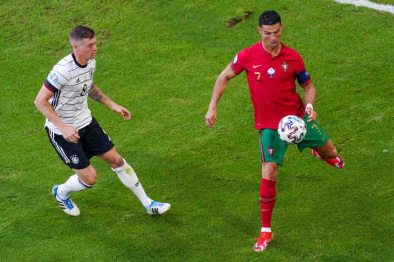 Kroos Ronaldo EURO 2020