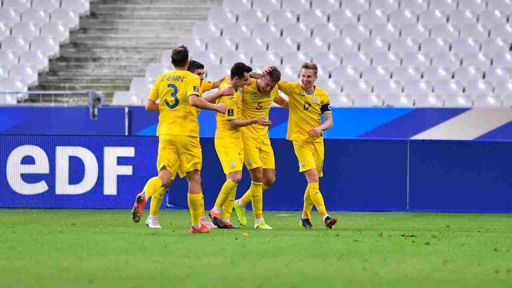 ucraina maglia euro 2020 russia