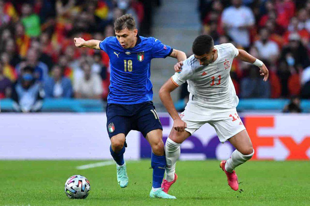 Italia-Spagna Barella striscione (Getty Images)