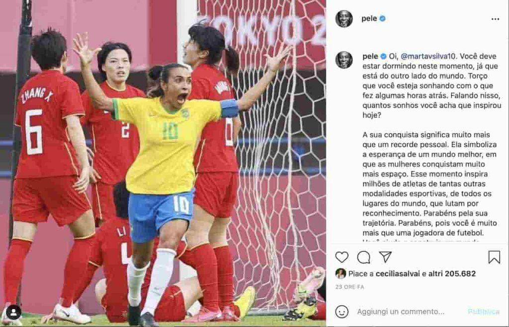 La leggenda brasiliana sulla calciatrice (Instagram)