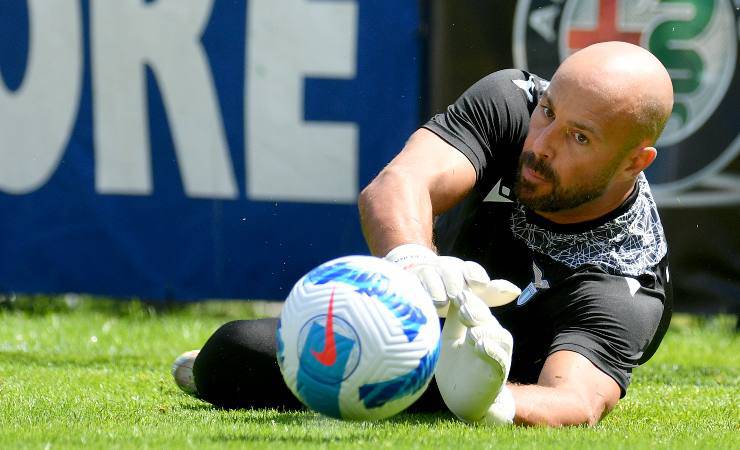 pepe reina portiere lazio