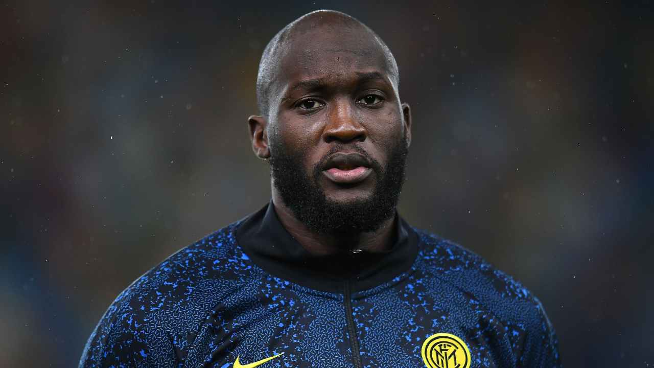 Lukaku saluta i tifosi dell'Inter: "Grazie per avermi amato"