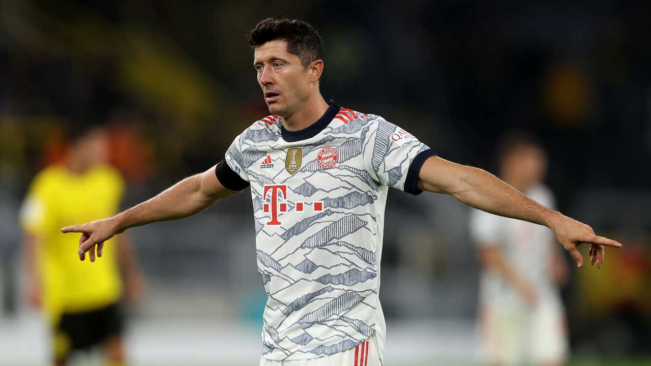 Lewandowski, l'annuncio a sorpresa del Bayern Monaco - FOTO