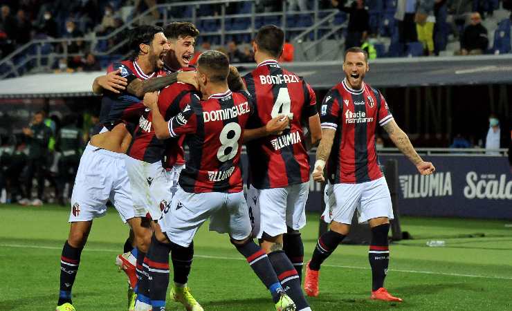 Esultanza dei calciatori del Bologna