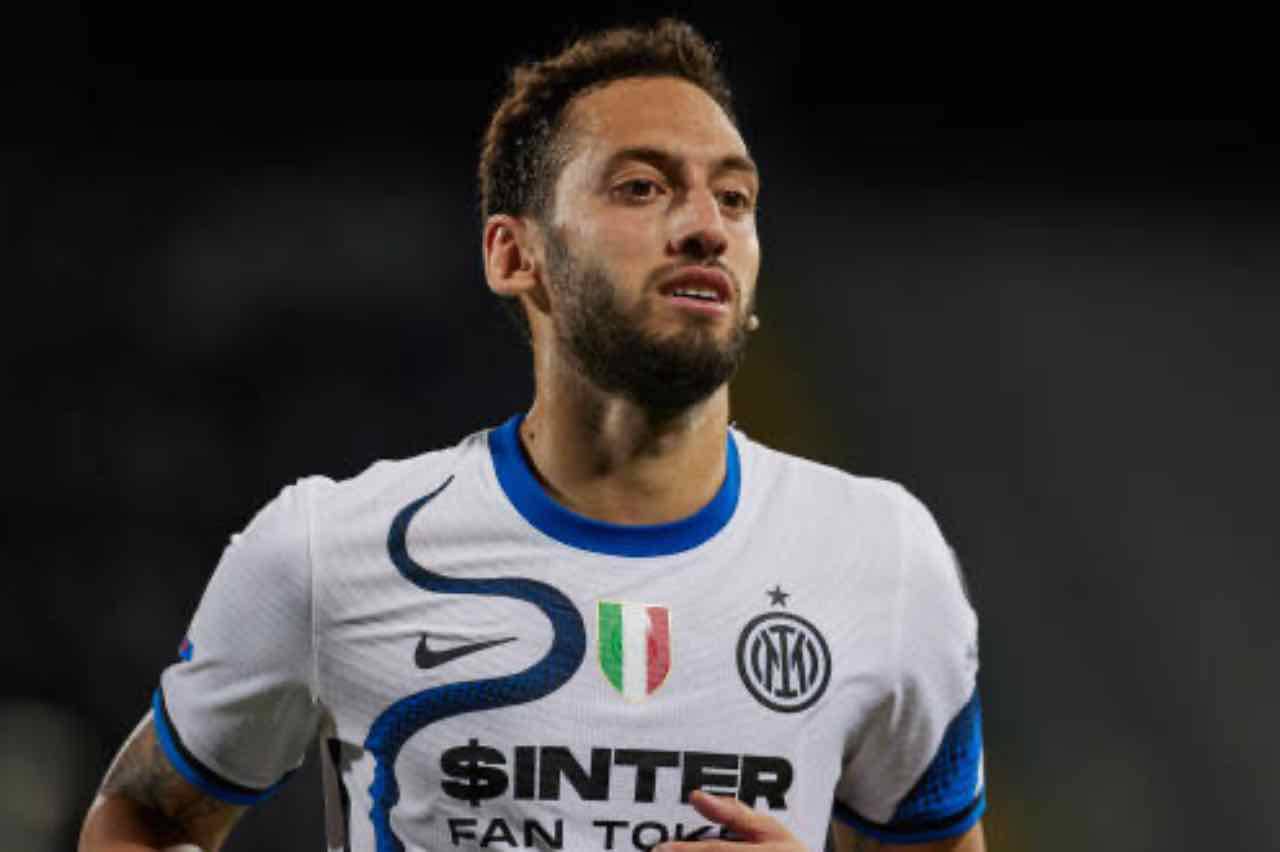 Calhanoglu Inter 