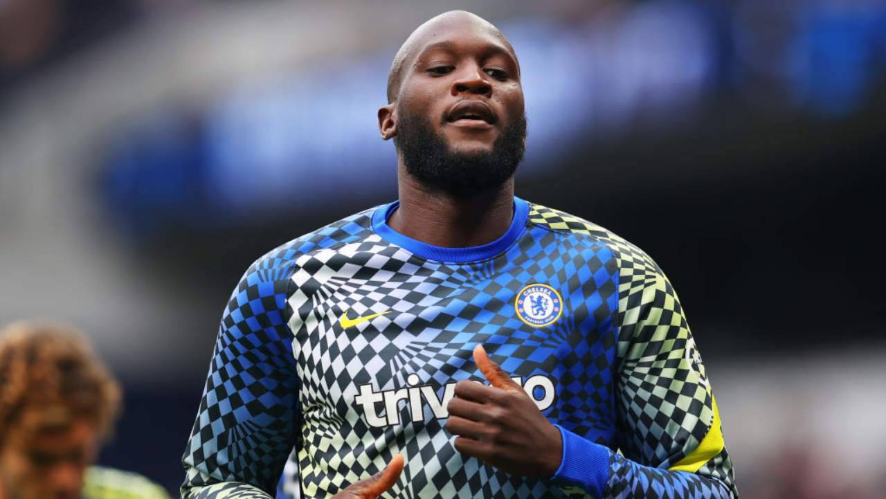 Lukaku contro il razzismo: la richiesta ai tifosi sui social