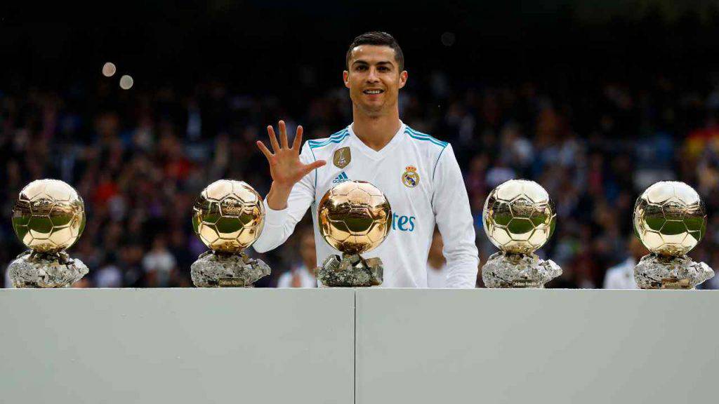 Cristiano Ronaldo e i suoi cinque Palloni d'Oro