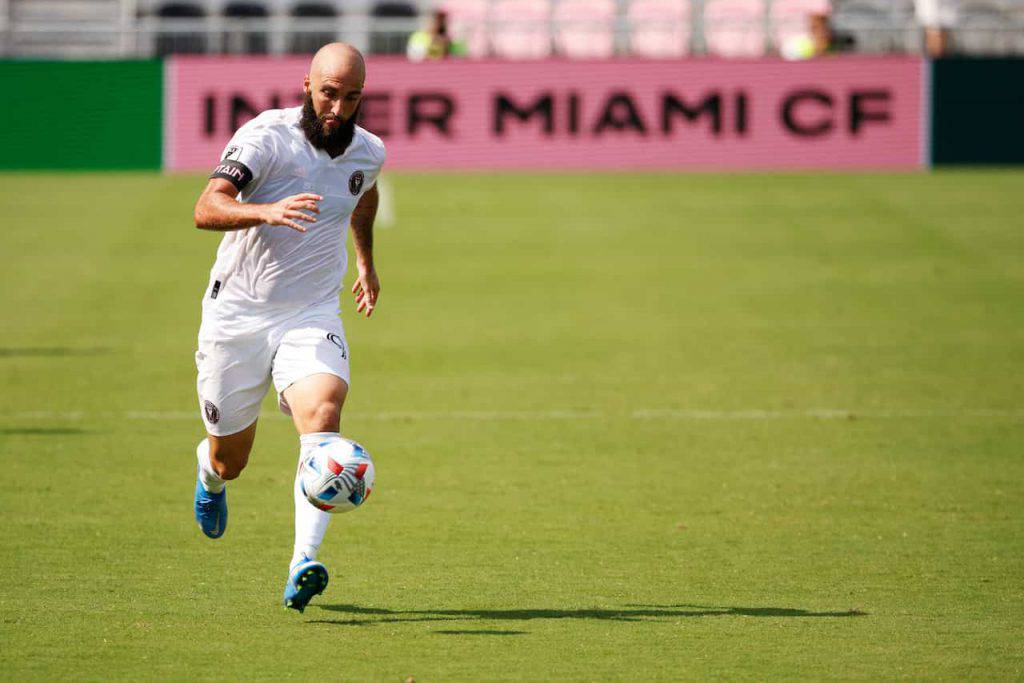 Higuain, la decisione dell'attaccante (Getty Images)