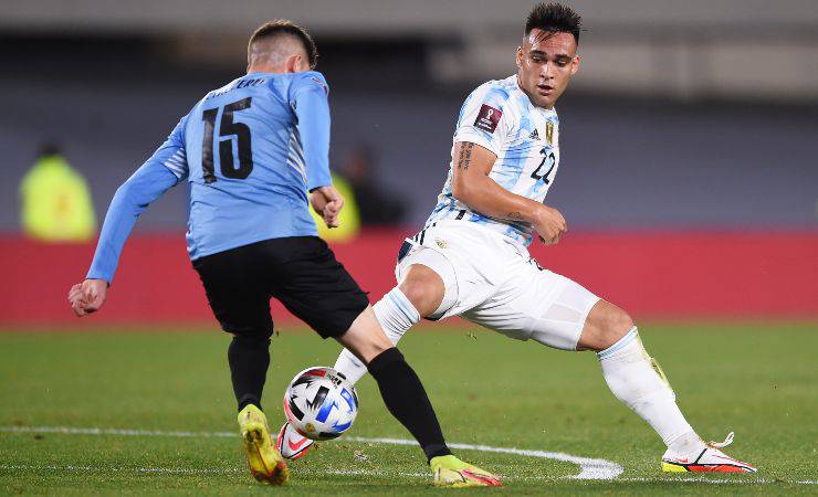 Lautaro Martinez in Argentina-Uruguay 