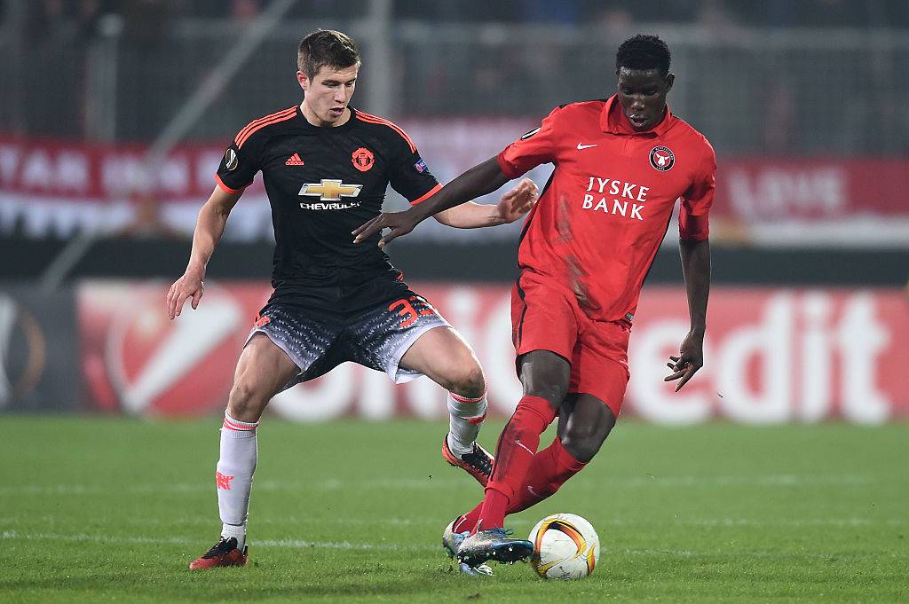 Onuachu con la maglia del Genk