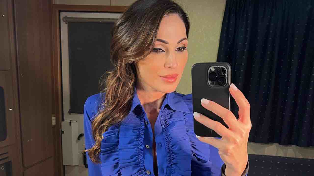 Anna Tatangelo squadra tifa 