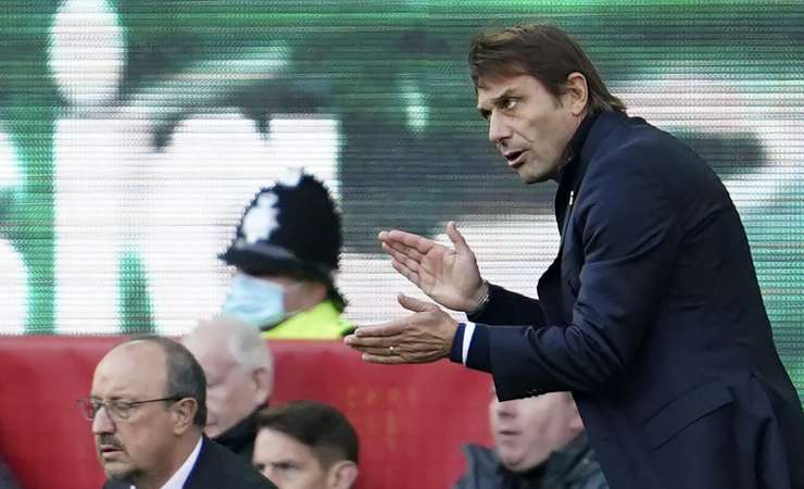 Antonio Conte, allenatore del Tottenham 