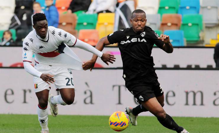 Azione di gioco in Udinese-Genoa 