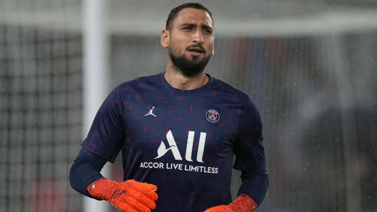 Donnarumma mino raiola