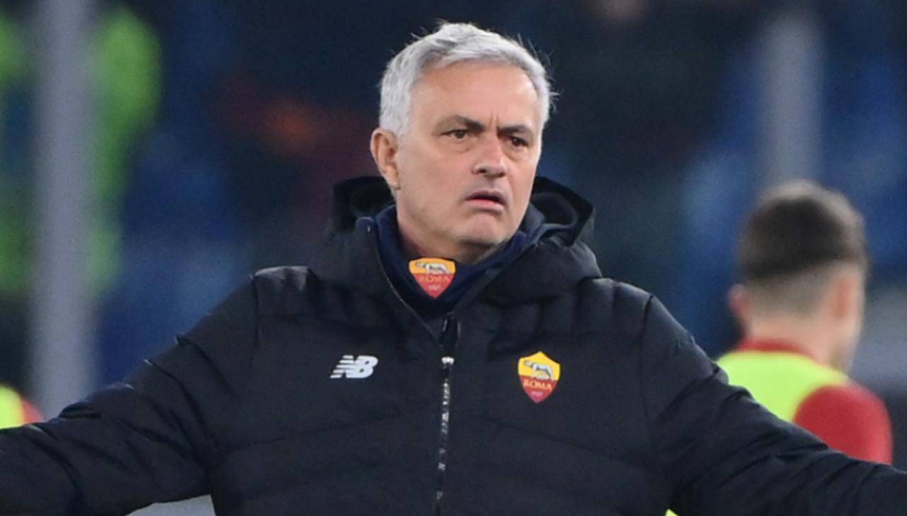 Mourinho esonero Roma