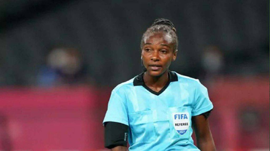 salima mukasanga arbitro donna