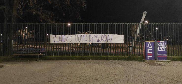 Striscione all'Artemio Franchi