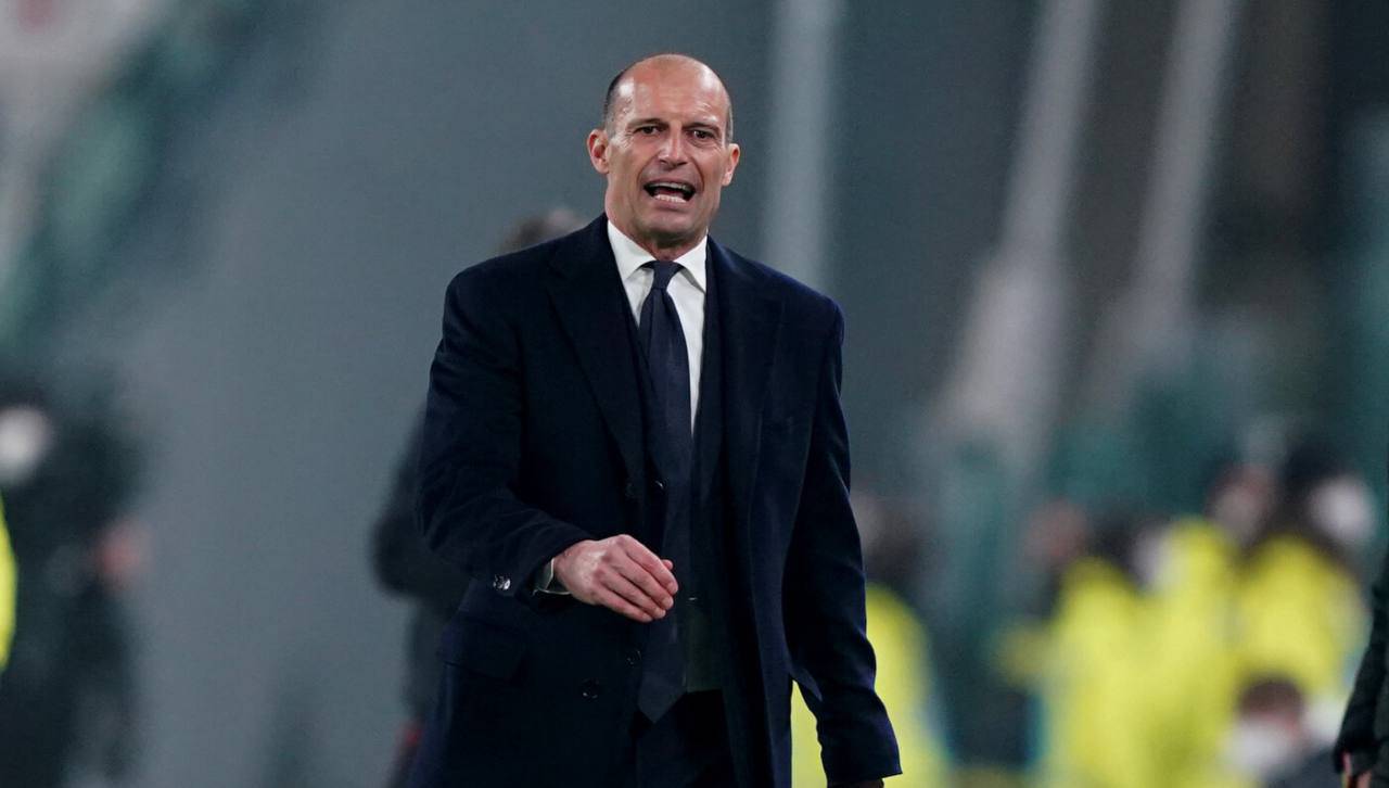 Juventus, Allegri fa peggio di Pirlo e i tifosi lo "scaricano": polemica sui social
