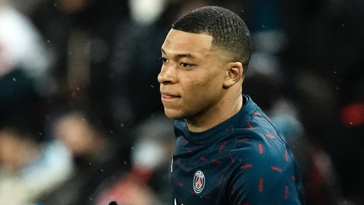 mbappe psg cr7 messi calciotoday 20220218 LaPresse