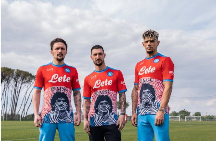 Napoli maglia maradona 20220303 calciotoday