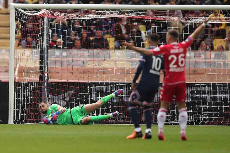 Donnarumma, le reazioni dei tifosi