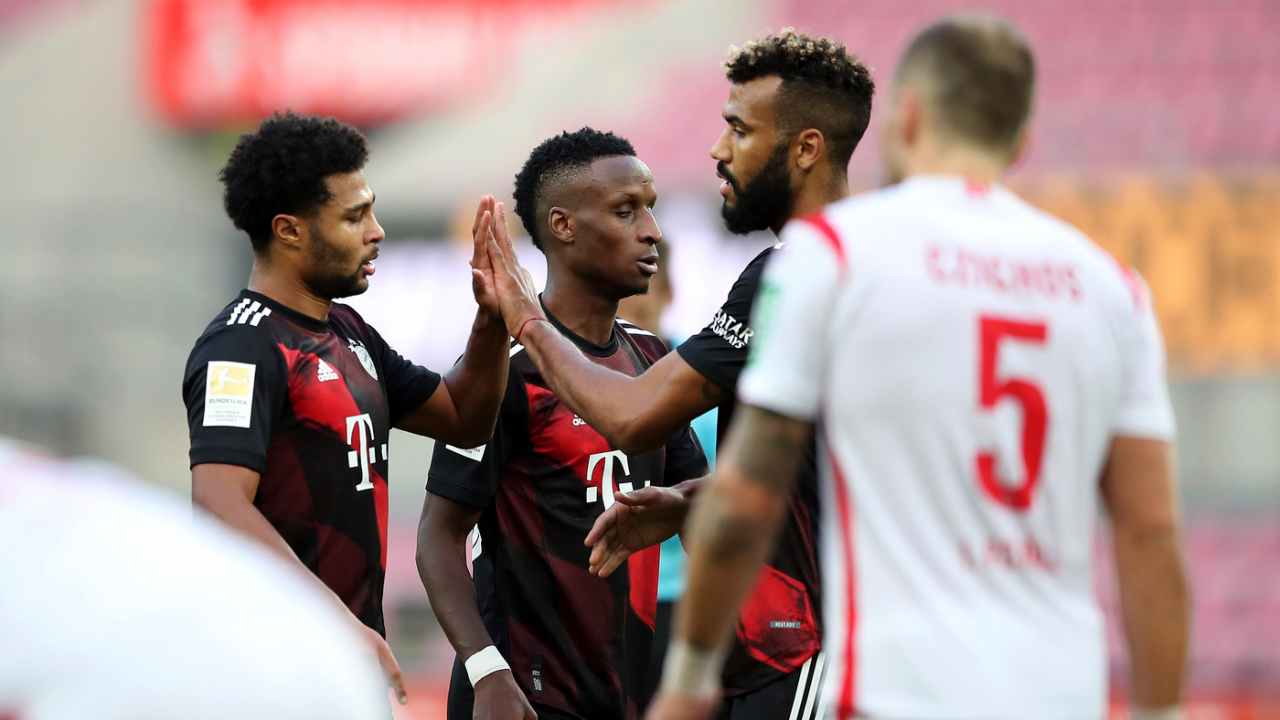 bayern licenziato razzismo