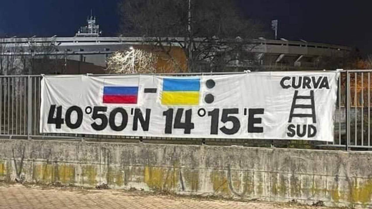 striscione verona napoli ultras calciotoday 20220314 Ansa