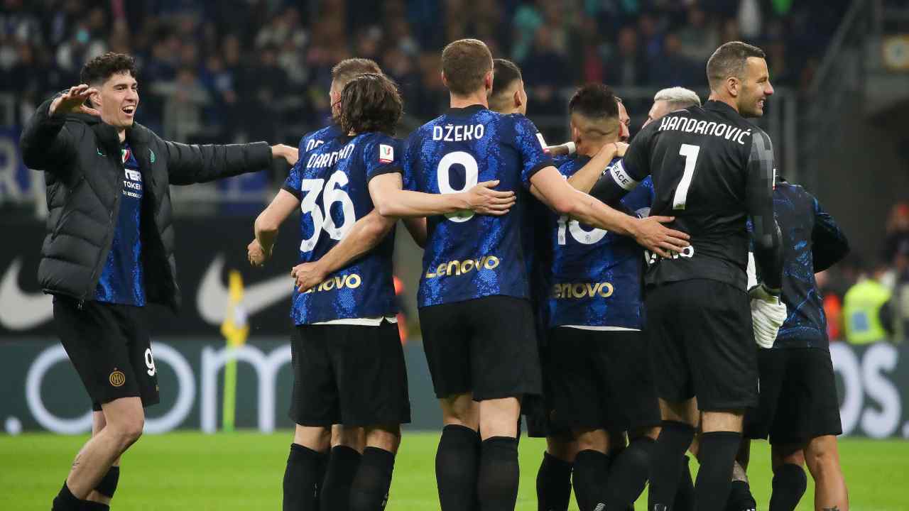 L'Inter crede nel "piccolo triplete": la frase che esalta i tifosi