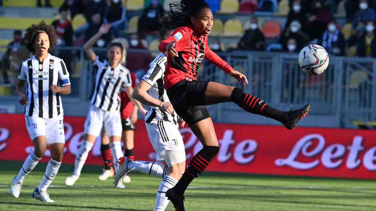 calcio femminile professionismo calciotoday 20220426 LaPresse