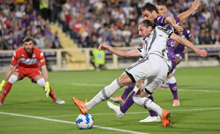 Bonaventura e Rabiot in Fiorentina-Juventus