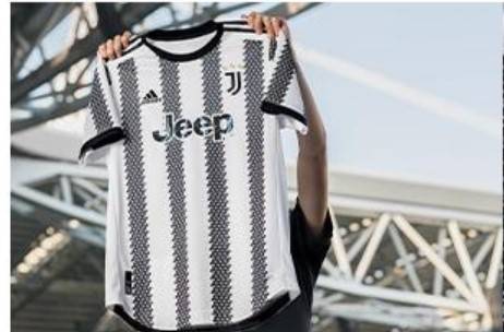 Juventus, presentata la maglia per la stagione 2022-2023