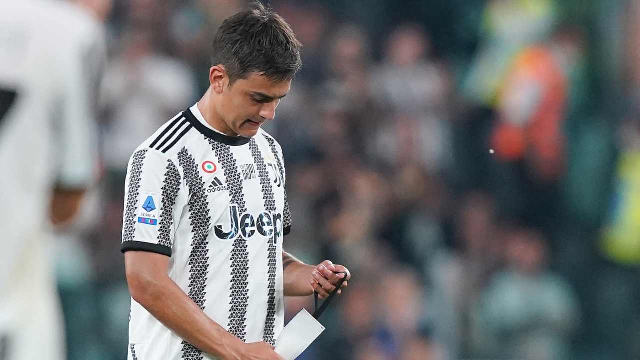 Dybala, la rivolta dei tifosi: "Sembra un film dell'orrore"