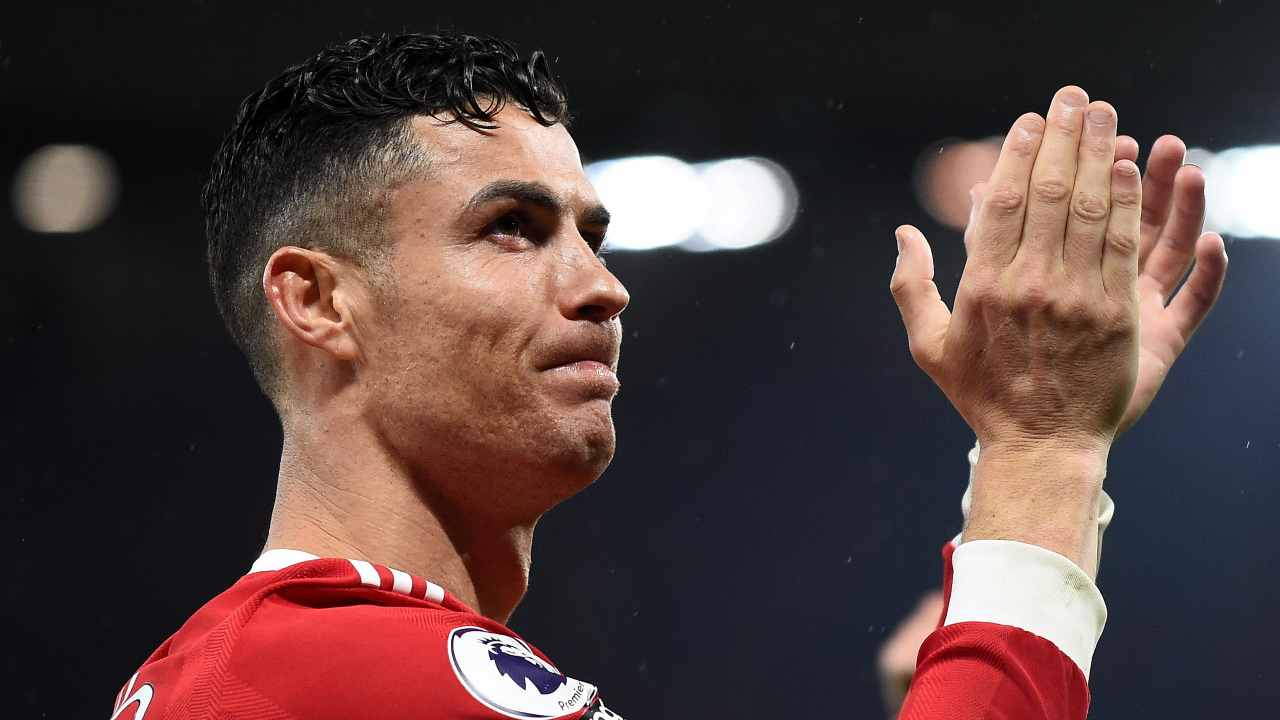 Cristiano Ronaldo, decisione a sorpresa: la mossa spiazza il Manchester United