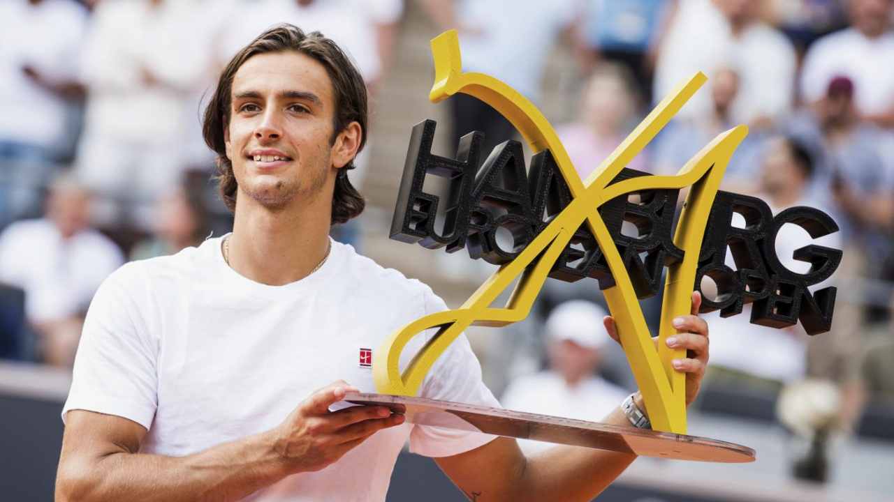 Lorenzo Musetti, sai che squadra tifa il tennista italiano? Il dettaglio parla chiaro