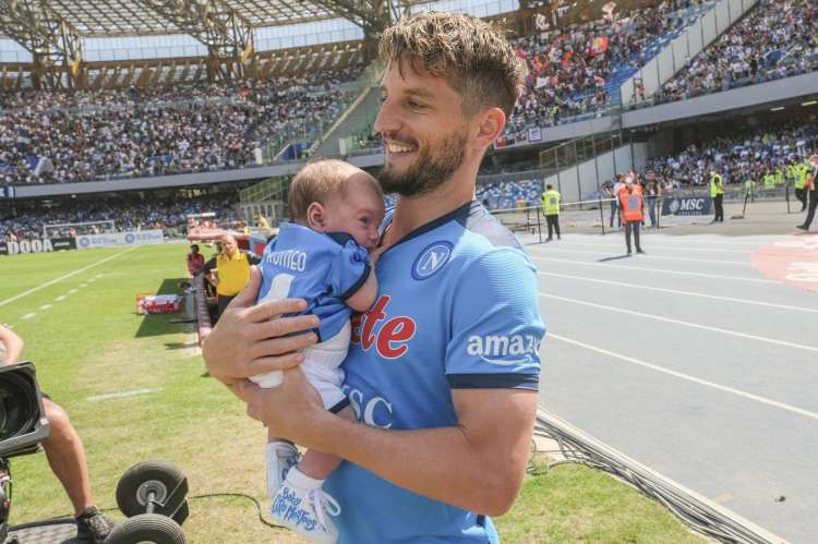 Mertens, l'offerta dalla Serie A stupisce tutti