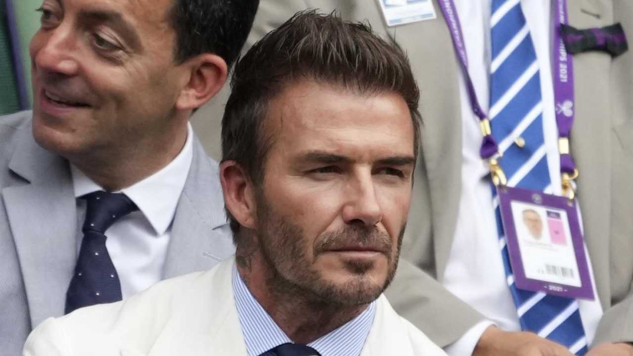 Beckham, ma che combini? Il fuoriclasse inglese spiazza i fan
