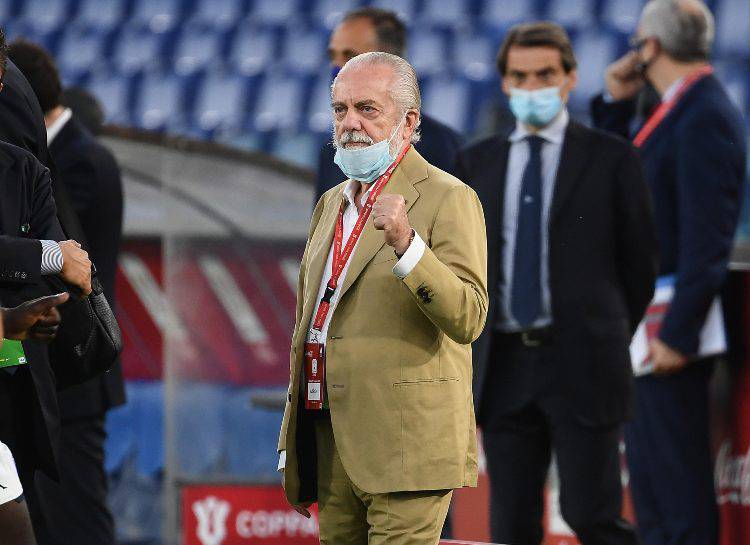 Napoli, che assist dalla Juventus: De Laurentiis può guadagnarci