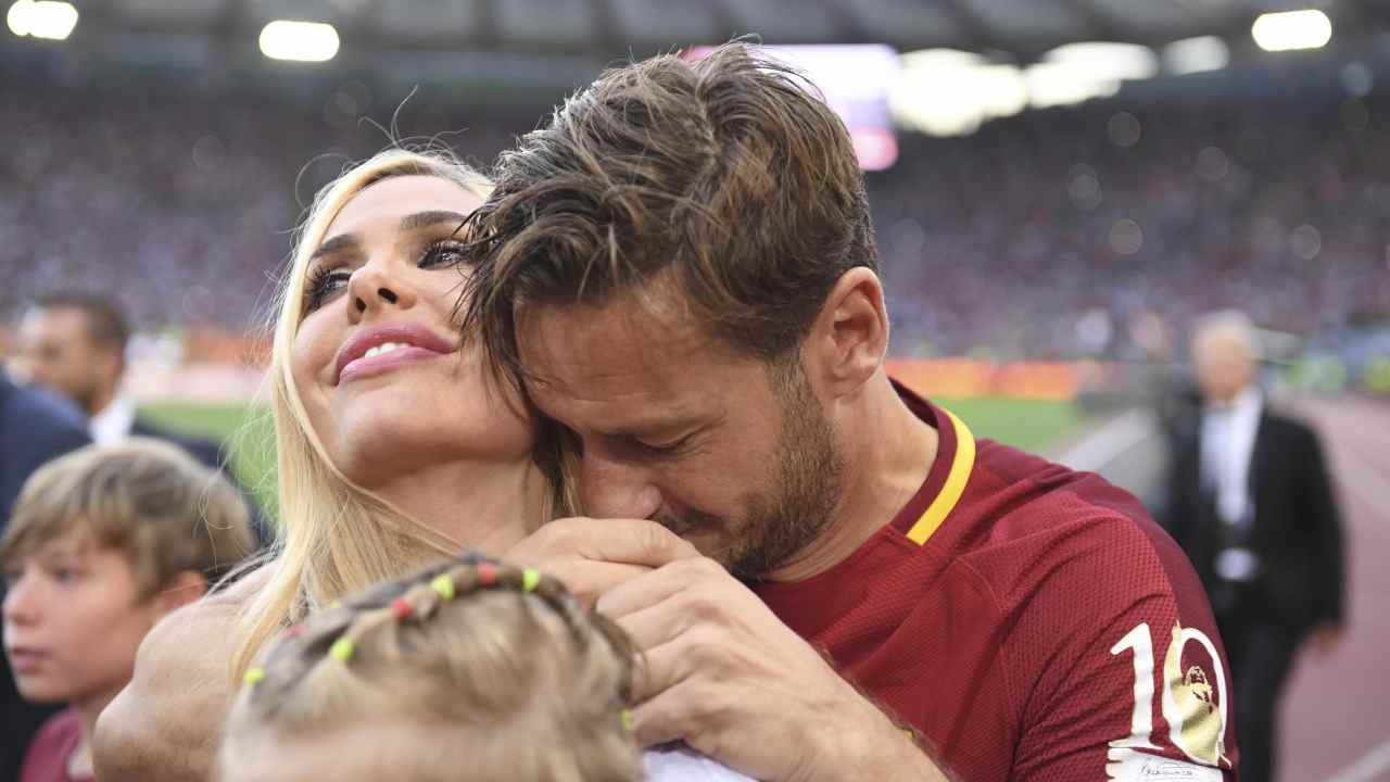 ilary blasi totti calciotoday 20220822 lapresse