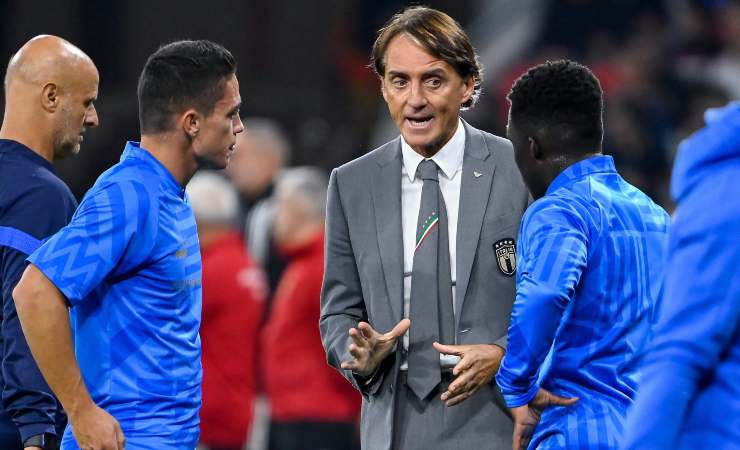 Mancini a colloquio con Raspadori e Gnonto